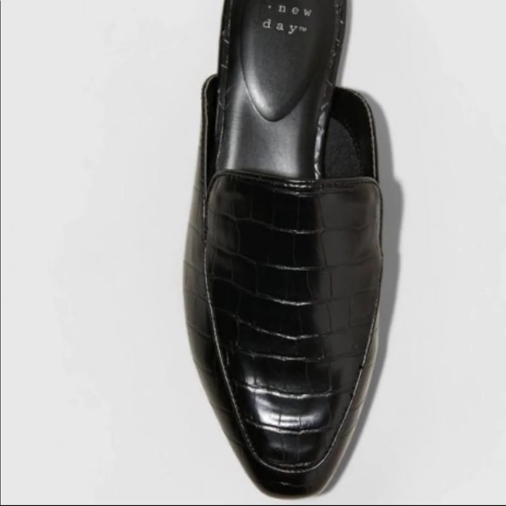 [a new day] black cardi mules - Picture 2 of 2